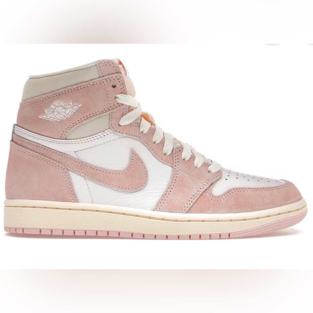 Jordan 1 Retro High OG in Washed Pink